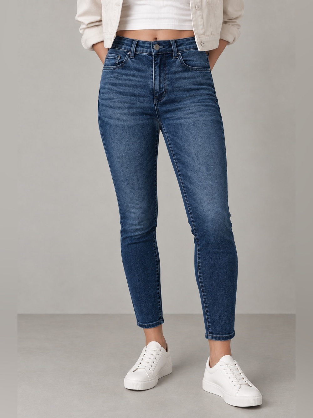 American Eagle Women’s Hi-Rise Jegging Crop Jeans Size 6 Long - Blue